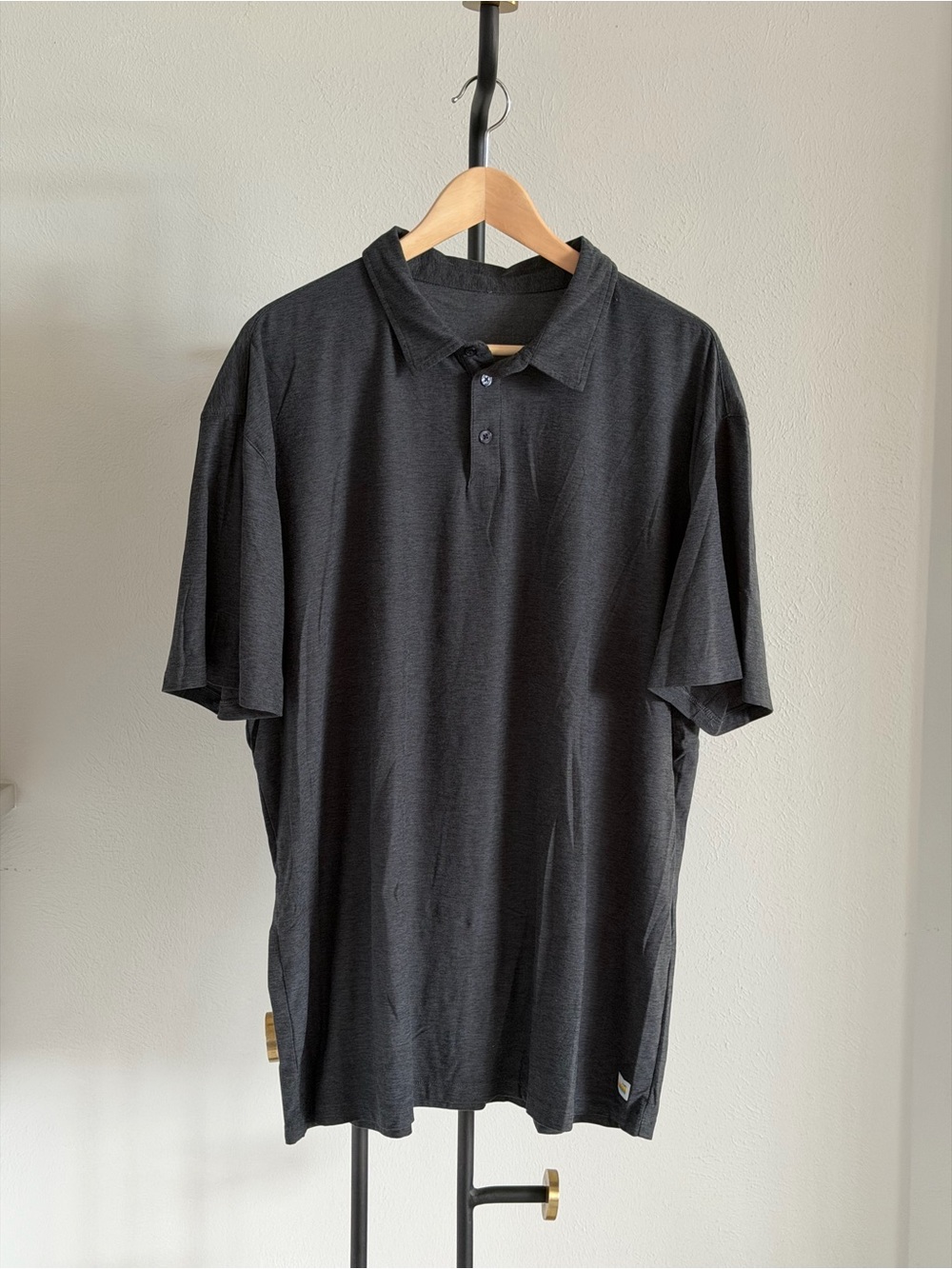 Vuori Men's Black Short-Sleeve Polo